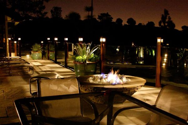 Night-Firepit-and-DeckSM