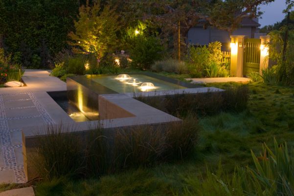 Cape Cod Style Residence Fountain